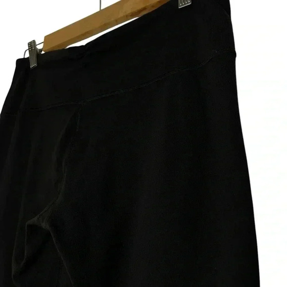 Lululemon Black Yoga Pants Womens  Workout Gather & grow crop capri Size 8 - Picture 10 of 11